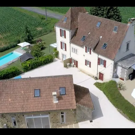 Feriehus La P'tite Poule Rouge *